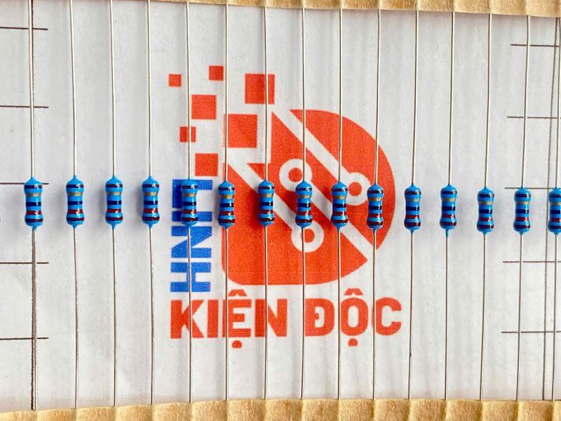 Điện trở 12R 1/4w 5% (túi 100c)