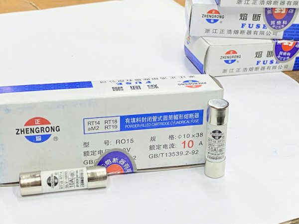 Rt. 18 Rt14 Cầu chì sứ RO15 RT18 RT14 10A 380V kích thước 10x38mm - Linh Kiện Độc