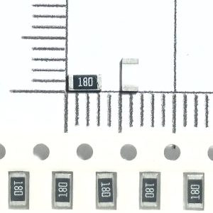 Điện trở dán 1206 18R 5% (dây 50c)
