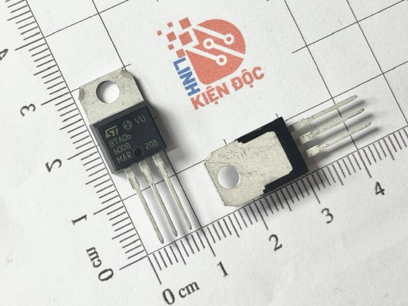 BTA06-600B BTA06 Triac 6A 600V TO-220AB - Ảnh 2