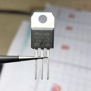BTA12-600B BTA12-600 Triac 12A 600V TO-220