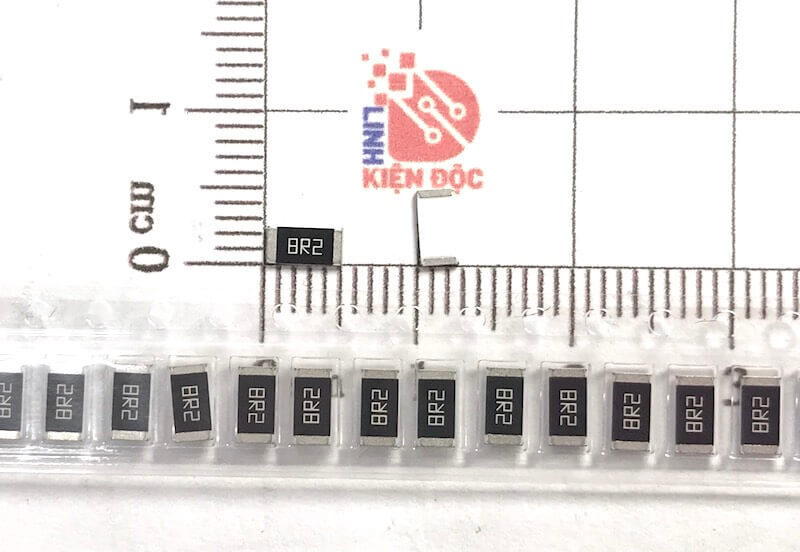 Điện trở dán 2010-8R2