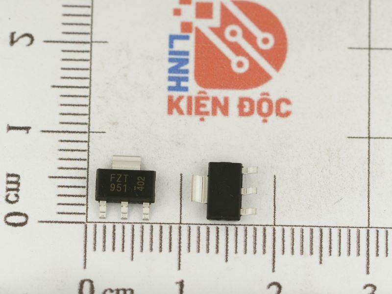 FZT951 Transistor PNP 5A 60V SOT-223 - Ảnh 3