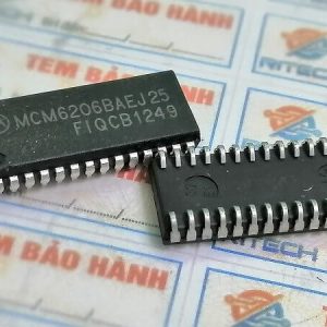 MOTOROLA MCM6206BAEJ25 Standard SRAM, 32KX8, 25ns, CMOS, PDSO28