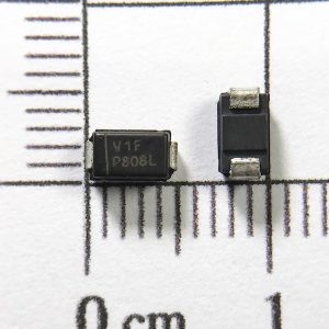 10MQ040N kí hiệu V1F Diode Schottky SMD DO-214AC 1A40V