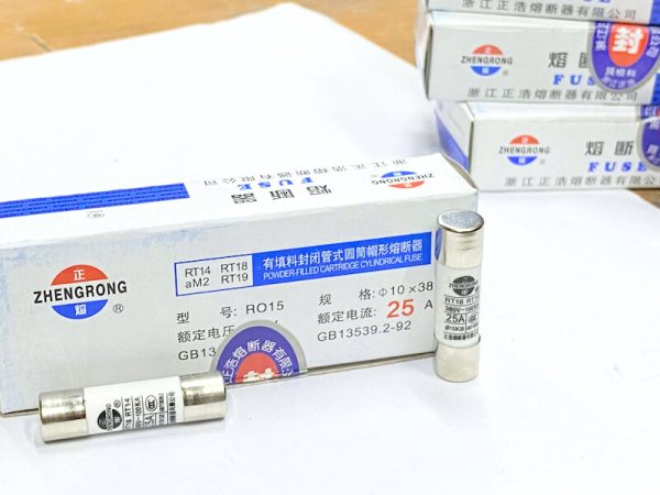 Rt. 18 Rt14 Cầu chì sứ RO15 RT18 RT14 25A 380VAC kích thước 10x38mm - Linh Kiện Độc