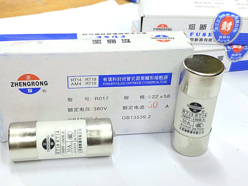 Rt. 18 Rt14 Cầu chì sứ RO17 RT18 RT14 50A 380V kích thước 22x58mm - Linh Kiện Độc