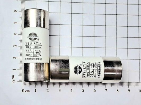 Rt. 18 Rt14 Cầu chì sứ RO17 RT18 RT14 63A 380V kích thước 22x58mm - Linh Kiện Độc