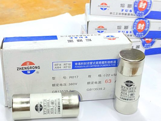 Rt. 18 Rt14 Cầu chì sứ RO17 RT18 RT14 63A 380V kích thước 22x58mm - Linh Kiện Độc