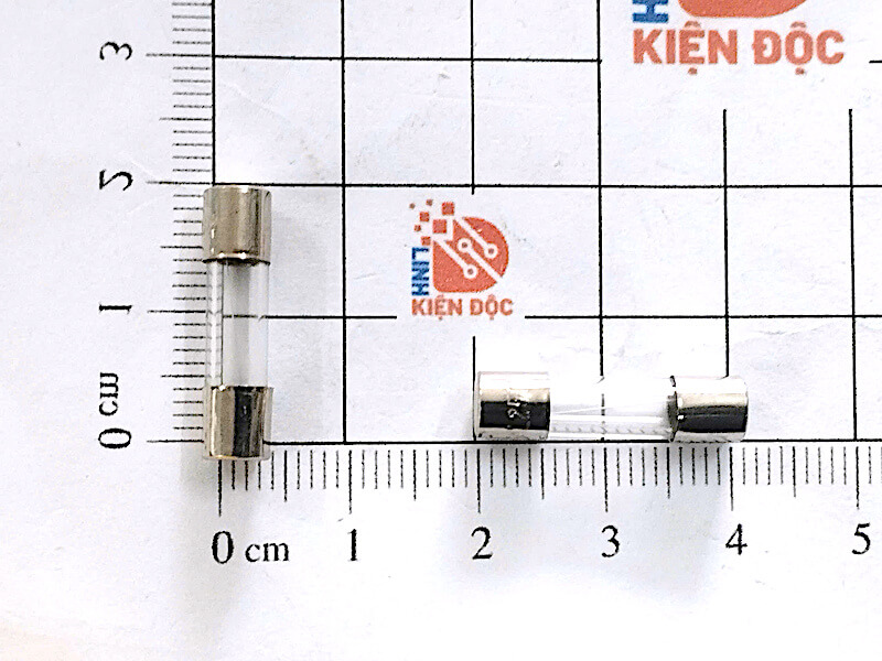5x20mm 250V 0.75A